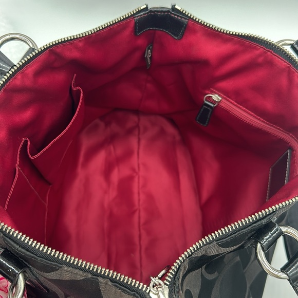 Coach Poppy Zip Tote - Picture 2 of 8